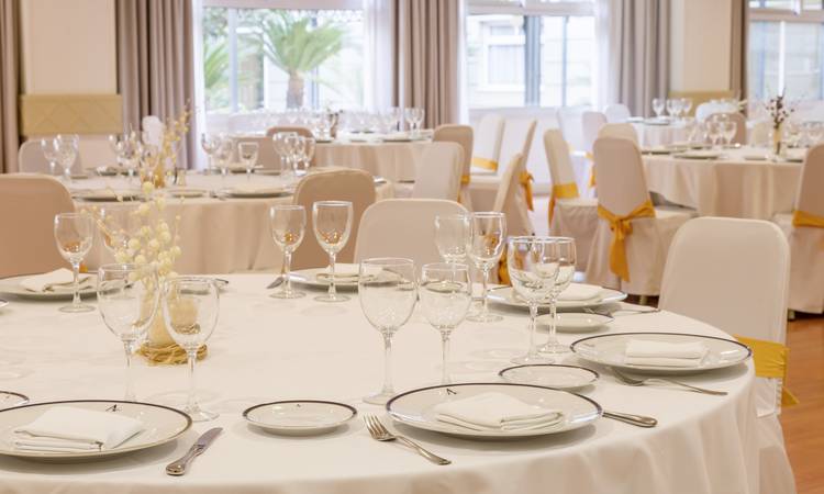 ALCORA III AL VIII Hotel ILUNION Alcora Sevilla Sevilha ALCORA III AL VIII Hotel ILUNION Alcora Sevilla Sevilha