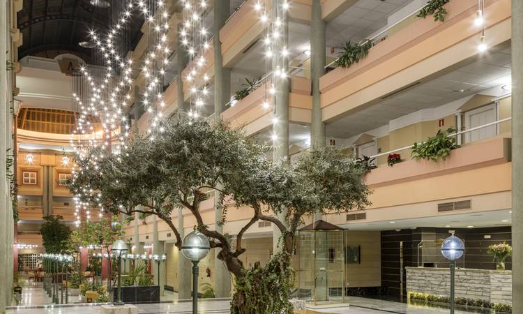HINOJOS Hotel ILUNION Alcora Sevilla Sevilha HINOJOS Hotel ILUNION Alcora Sevilla Sevilha
